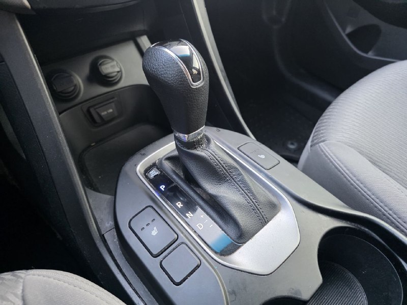 2016 Hyundai Santa Fe Sport JAMAIS ACCIDENTEE**SAAQ CERTIFIEE**UNE SEULE PROPRIO**2.4L**SIEGES CHAUFFANTS**MAGS**EN SPECIAL** Image principale