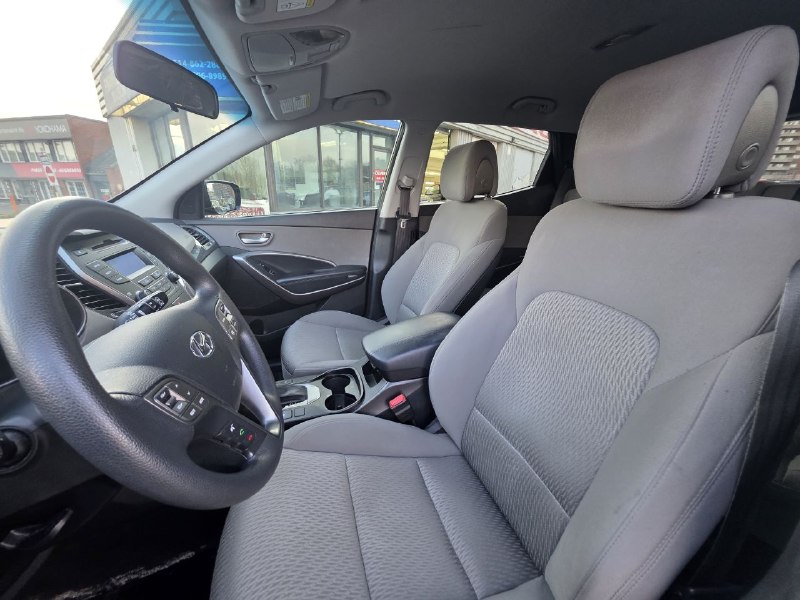 2016 Hyundai Santa Fe Sport JAMAIS ACCIDENTEE**SAAQ CERTIFIEE**UNE SEULE PROPRIO**2.4L**SIEGES CHAUFFANTS**MAGS**EN SPECIAL** Image principale