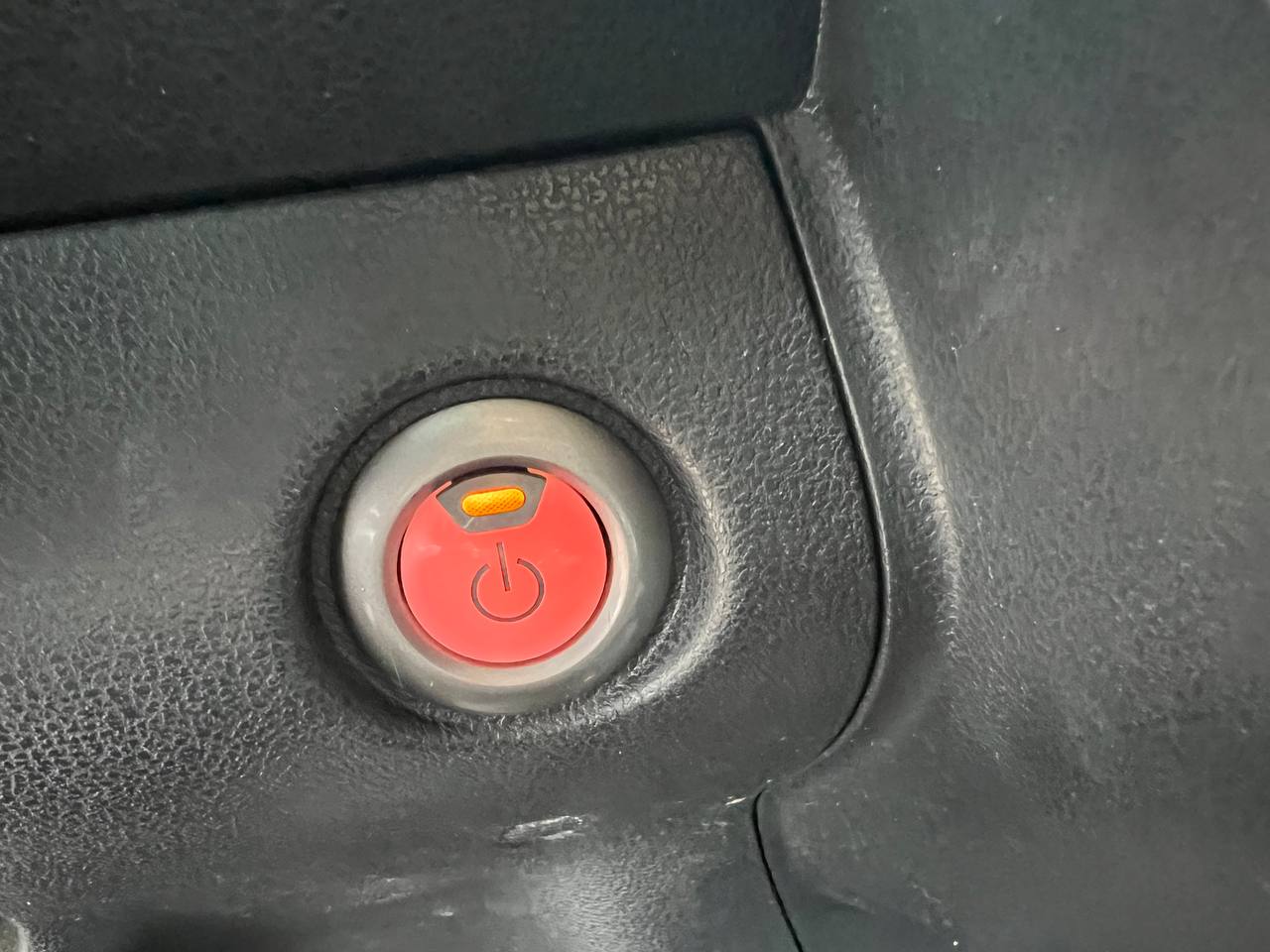 2015 Nissan LEAF SV**Jamais Accidentee**CAMERA DE RECUL**SIEGES CHAUFFANTS EN AVANT ET ARRIERE**VOLANT CHAUFFANTS Image principale