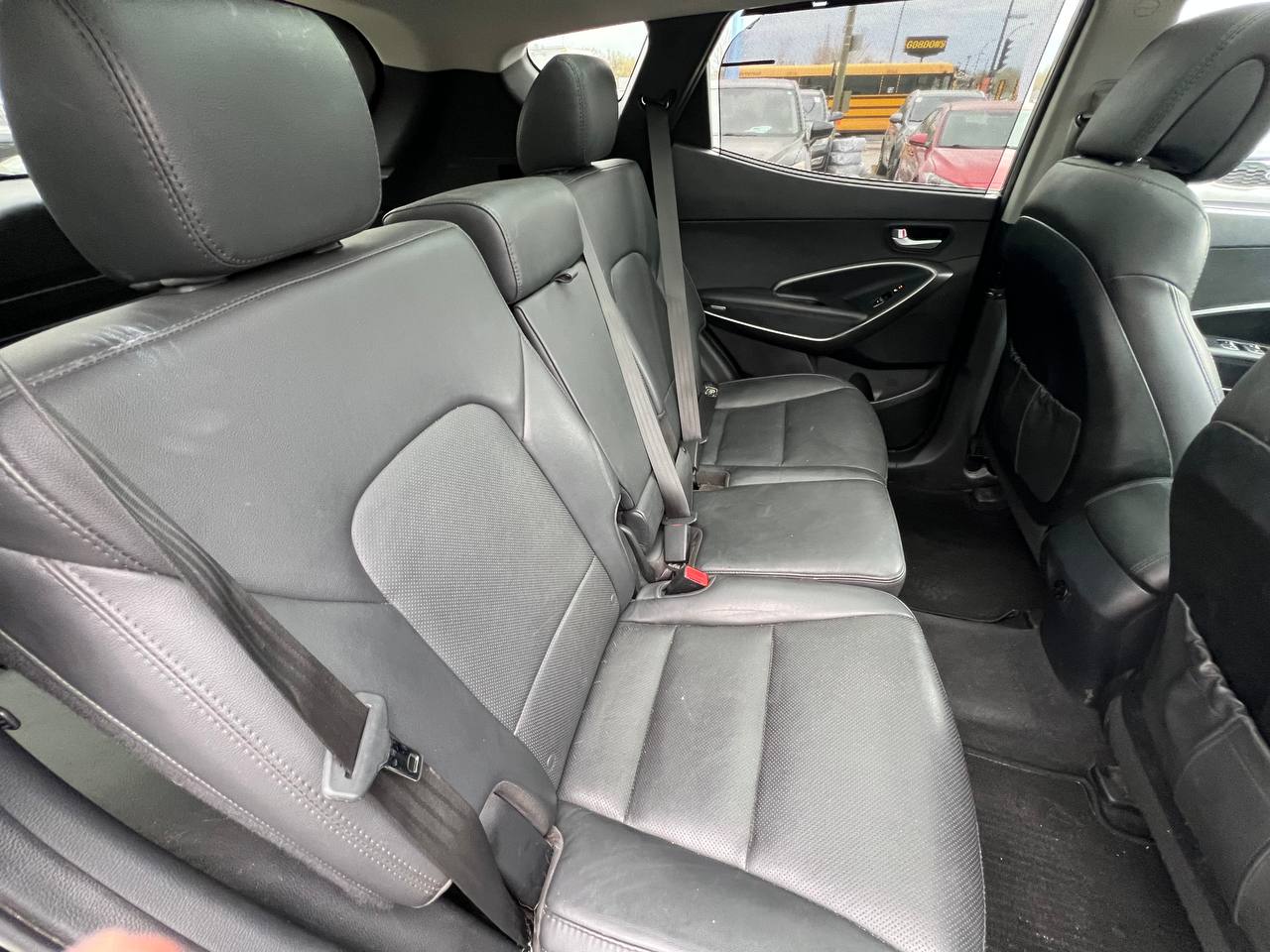 2017 Hyundai Santa Fe Sport SE**AWD**TOIT OUVRANT PANORAMIQUE**SIEGE EN CUIR**CAMERA DE RECUL**SIEGES CHAUFFNATS AVANT ET ARRIERE**Volant Chauffant**Alerte d'angle Mort**MAGS** Image principale