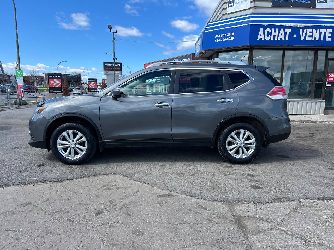 2015 Nissan Rogue SV**AWD**TOIT OUVRANT PANORAMIQUE**CAMERA DE RECULE**SIEGES CHAUFFNATS**Mags** Image principale