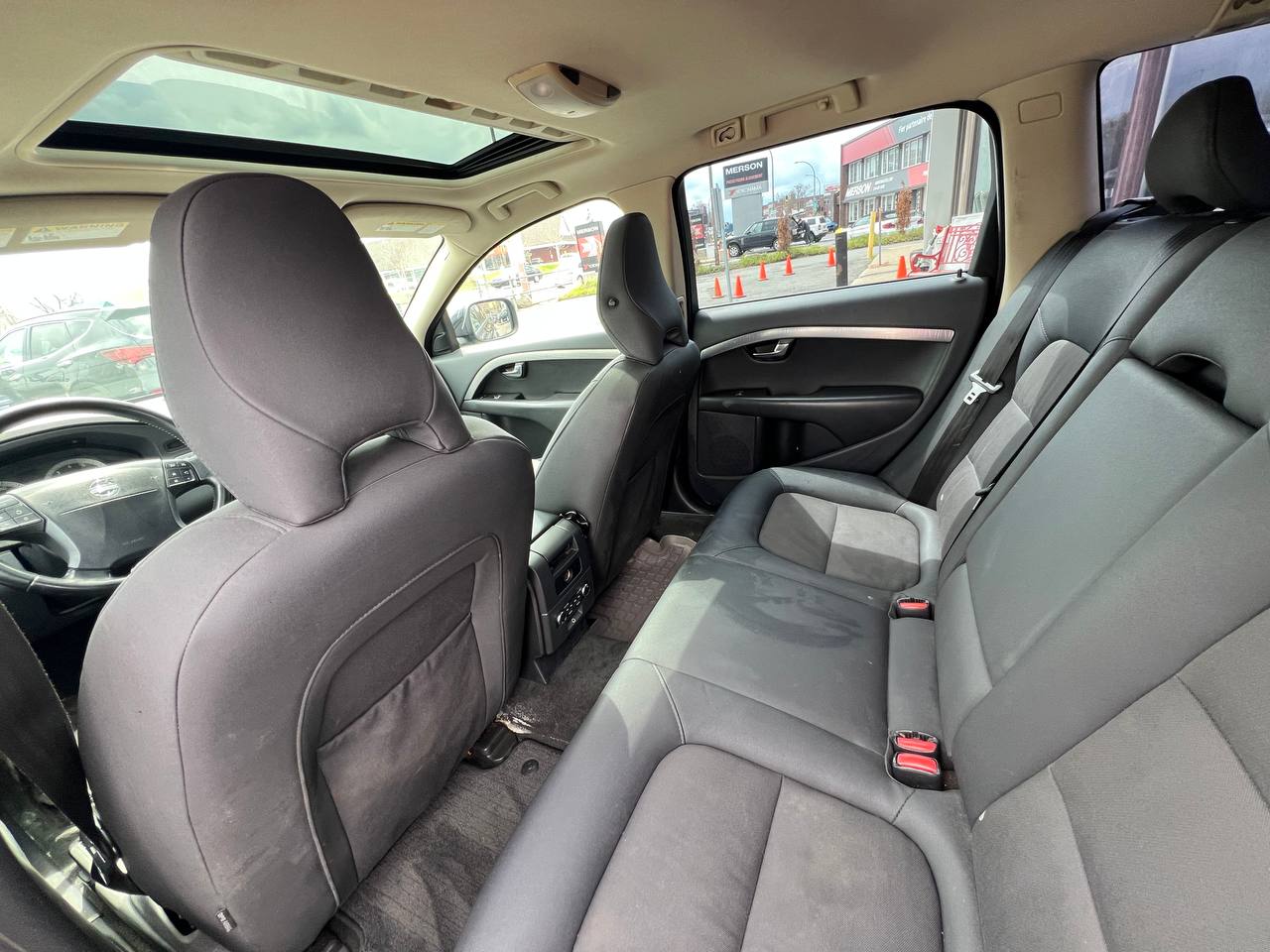 2009 Volvo XC70 3.2L**AWD**TOIT OUVRANT**SIEGES CHAUFFNATS**CUIR**PUSH TO STRAT** Image principale