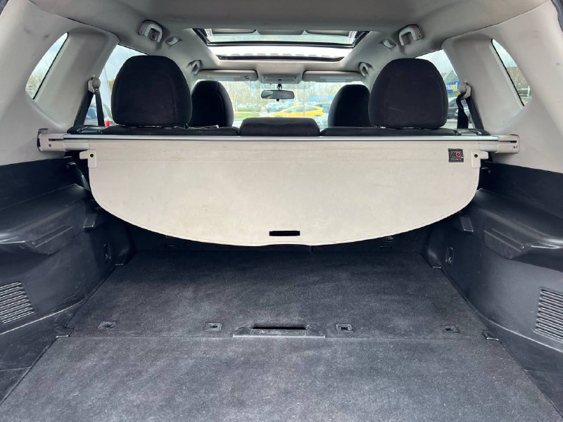 2014 Nissan Rogue SV**AWD**TOIT OUVRANT PANORAMIQUE**CAMERA DE RECULE**SIEGES CHAUFFNATS** Image principale