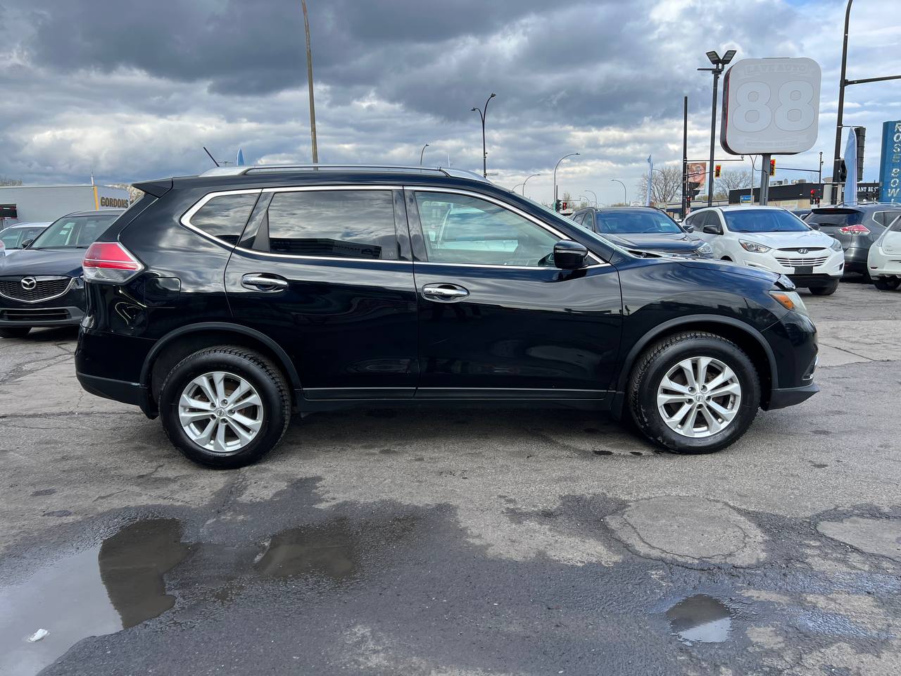2014 Nissan Rogue SV**AWD**TOIT OUVRANT PANORAMIQUE**CAMERA DE RECULE**SIEGES CHAUFFNATS** Image principale