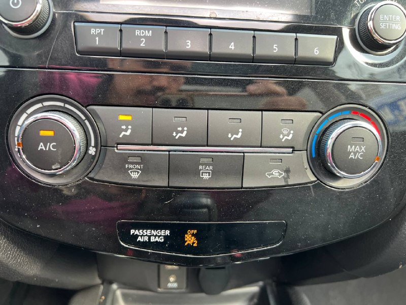 2014 Nissan Rogue SV**AWD**TOIT OUVRANT PANORAMIQUE**CAMERA DE RECULE**SIEGES CHAUFFNATS** Image principale