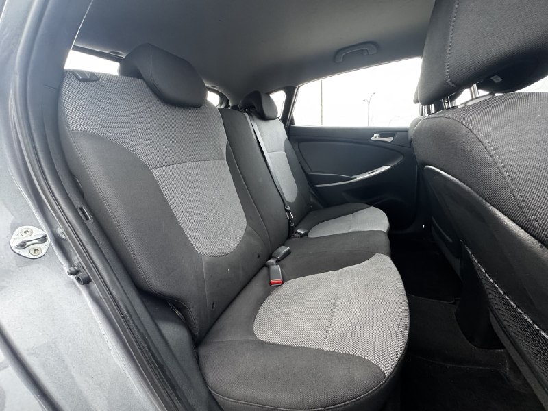 2014 Hyundai Accent GL**TRES BAS KILOMETRAGE**SIEGES CHAUFFNATS**PRIX EN SPECIAL** Image principale