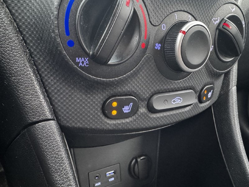 2014 Hyundai Accent GL**TRES BAS KILOMETRAGE**SIEGES CHAUFFNATS**PRIX EN SPECIAL** Image principale