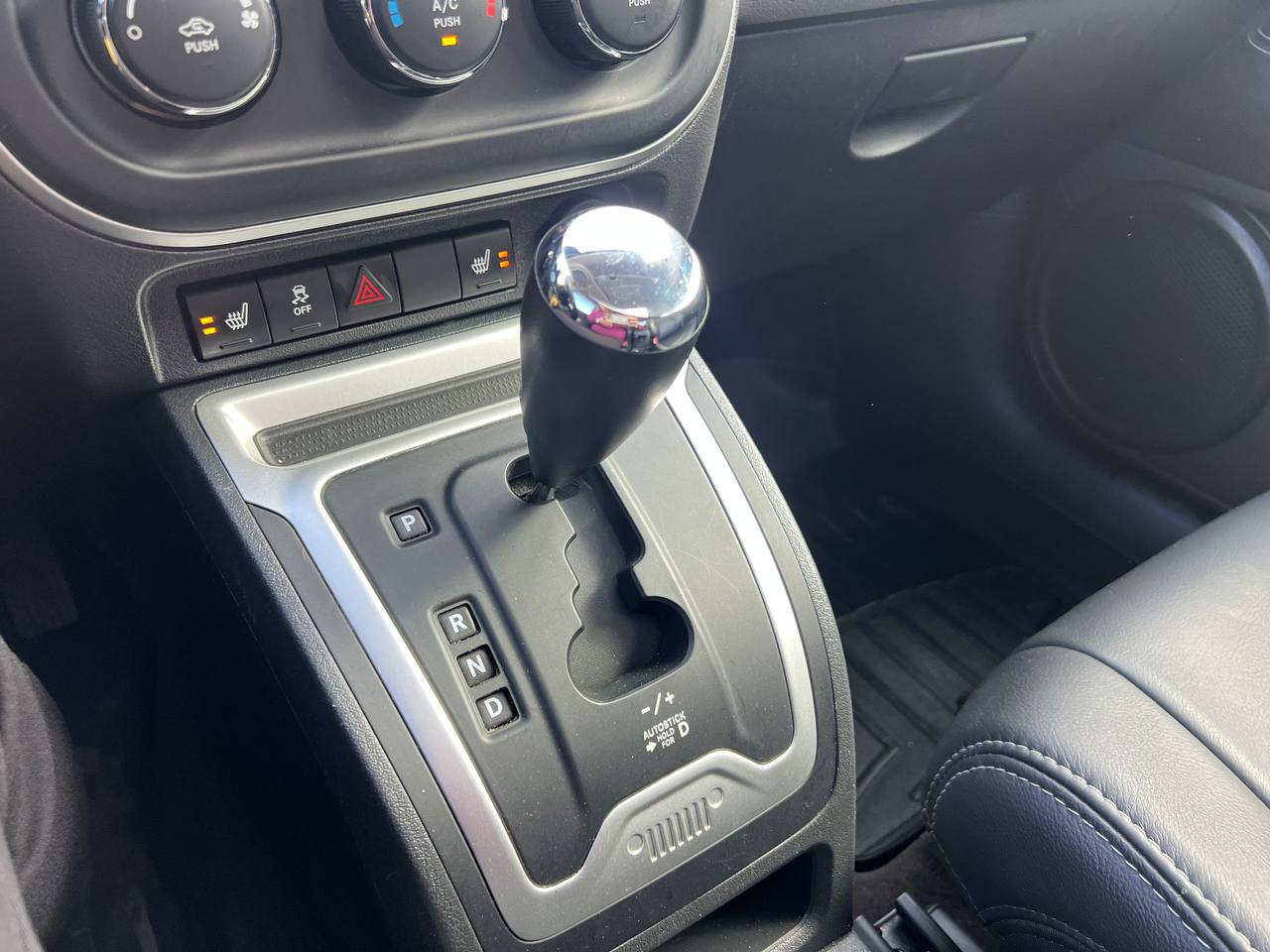 2016 Jeep Compass High Altitude**CERTIFIÉE SAAQ**4X4**Toit Ouvrant**CAMERA DE RECUL**Sieges en Cuir**SIEGES CHAUFFANTS**MAGS**Tres Bien Entretenu** Main Image