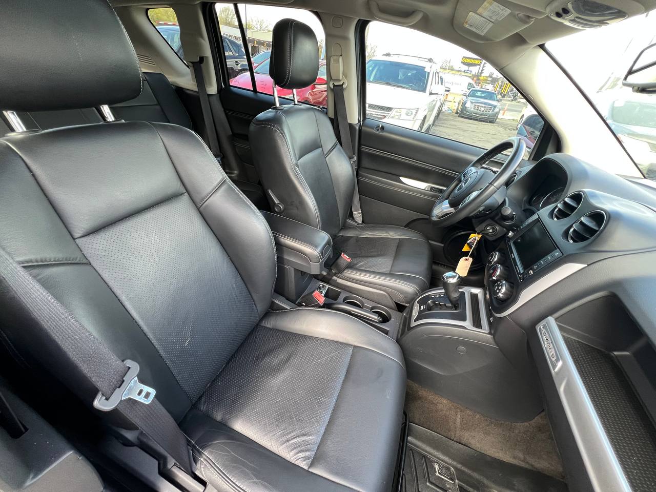 2016 Jeep Compass High Altitude**CERTIFIÉE SAAQ**4X4**Toit Ouvrant**CAMERA DE RECUL**Sieges en Cuir**SIEGES CHAUFFANTS**MAGS**Tres Bien Entretenu** Main Image