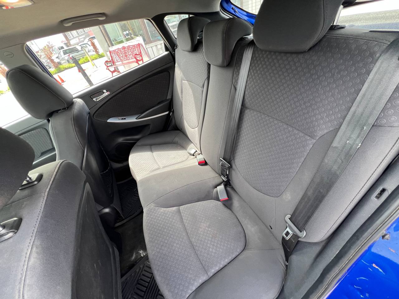2013 Hyundai Accent GLS**Toit Ouvrant**SIEGES CHAUFFANTS**dÉmarreur a distance** Image principale