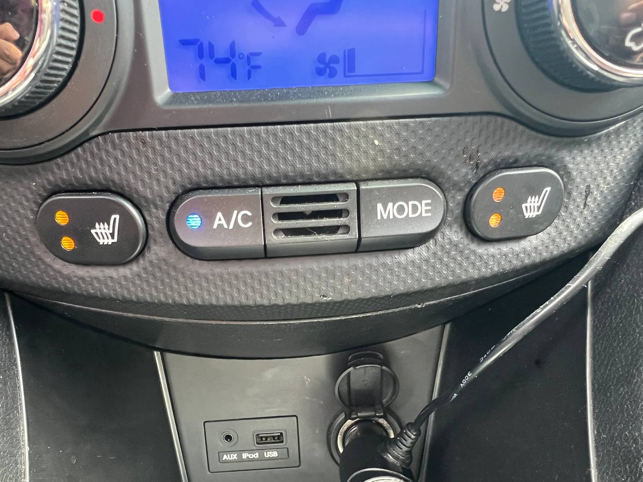 2013 Hyundai Accent GLS**Toit Ouvrant**SIEGES CHAUFFANTS**dÉmarreur a distance** Image principale