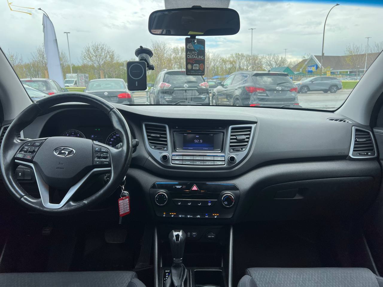 2017 Hyundai Tucson Premium**SAAQ Certifie**CAMERA DE RECUL**ANGLE MORT**SIEGES CHAUFFANTS**Volant Chauffant**MAGS Image principale