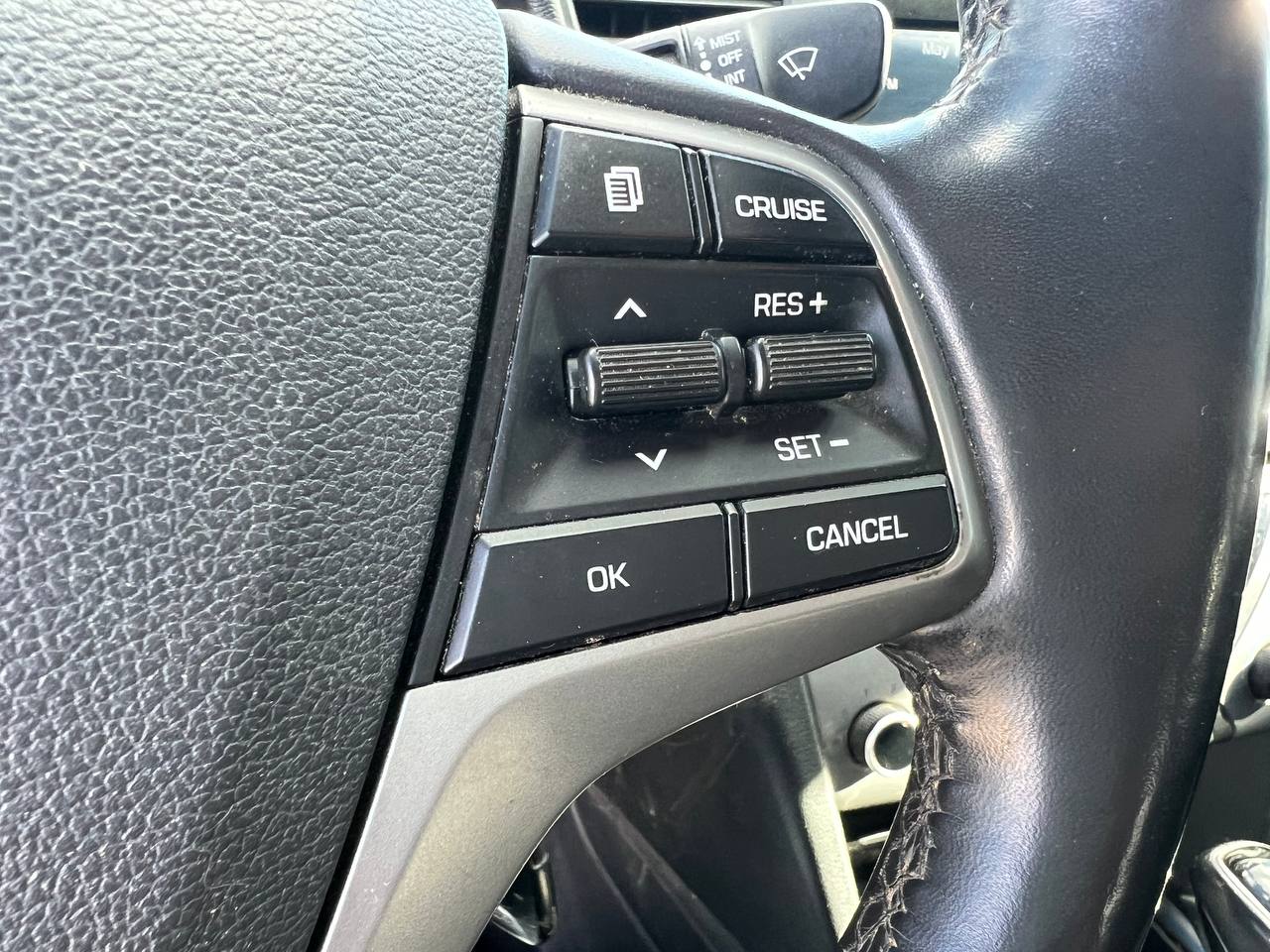 2017 Hyundai Elantra GL**SAAQ Certifie**CAR PLAY**CAMERA DE RECULE**SIEGES CHAUFFANTS**VOLANT CHAUFFANTS**ANGLE MORT**MAGS** Image principale