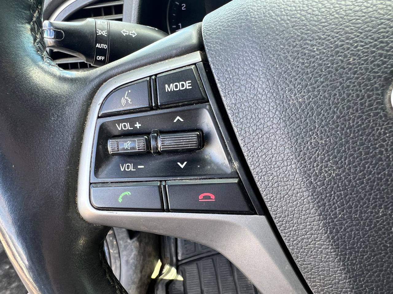 2017 Hyundai Elantra GL**SAAQ Certifie**CAR PLAY**CAMERA DE RECULE**SIEGES CHAUFFANTS**VOLANT CHAUFFANTS**ANGLE MORT**MAGS** Image principale