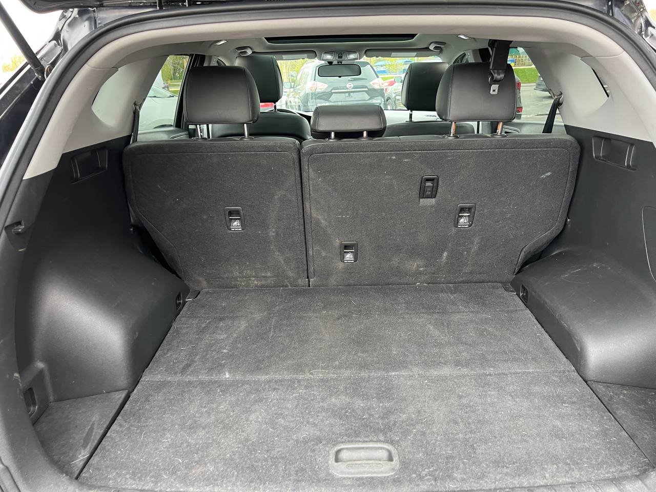 2017 Hyundai Tucson SE**Jamais Accidentee**SAAQ Certifie**TOIT OUVRANT PANORAMIQUE**SIEGE EN CUIR**CAMERA DE RECUL**SIEGES CHAUFFNATS AVANT ET ARRIERE**Volant Chauffant**Alerte d'angle Mort**MAGS** Image principale