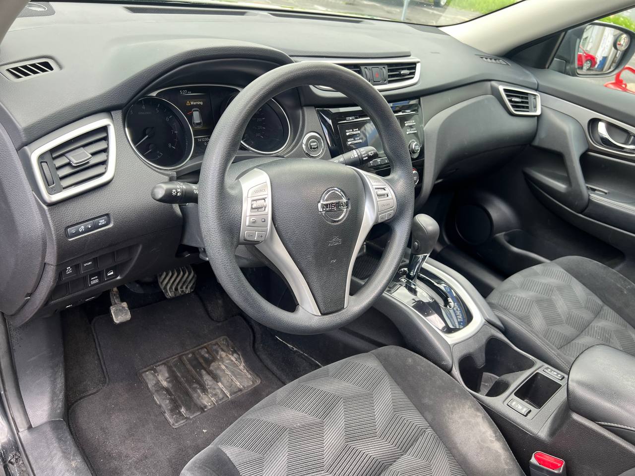 2014 Nissan Rogue SV**AWD**JAMAIS ACCIDENTEE**SAAQ CERTIFIEE**TOIT PANORAMIQUE**CAMERA DE RECUL**SIEGES CHAUFFANTS**MAGS** Image principale