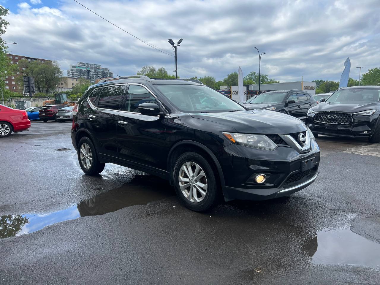 2014 Nissan Rogue SV**AWD**JAMAIS ACCIDENTEE**SAAQ CERTIFIEE**TOIT PANORAMIQUE**CAMERA DE RECUL**SIEGES CHAUFFANTS**MAGS** Image principale