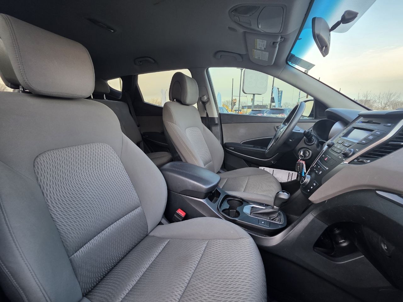 2016 Hyundai Santa Fe Sport JAMAIS ACCIDENTEE**SAAQ CERTIFIEE**UNE SEULE PROPRIO**2.4L**SIEGES CHAUFFANTS**MAGS**EN SPECIAL** Image principale
