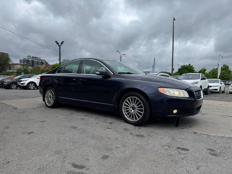 2008 Volvo S80 S80 3.2 AWD **TOIT OUVRANT**SIÈGES VENTILLÉS & CHAUFFANTS**CUIR**DÉTECTEUR D'ANGLES MORTS**PUSH TO START**KEYLESS ENTRY**RÉGULATEUR DE VITESSE ADAPTATIF**SIÈGES ÉLÉCTRIQUES** Image principale