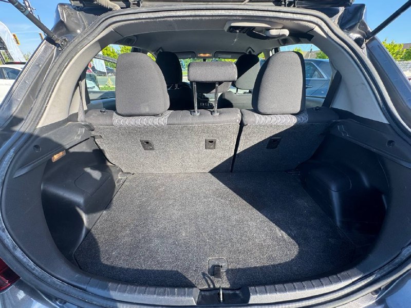 2016 Toyota Yaris LE**Jamais Accidente** Image principale