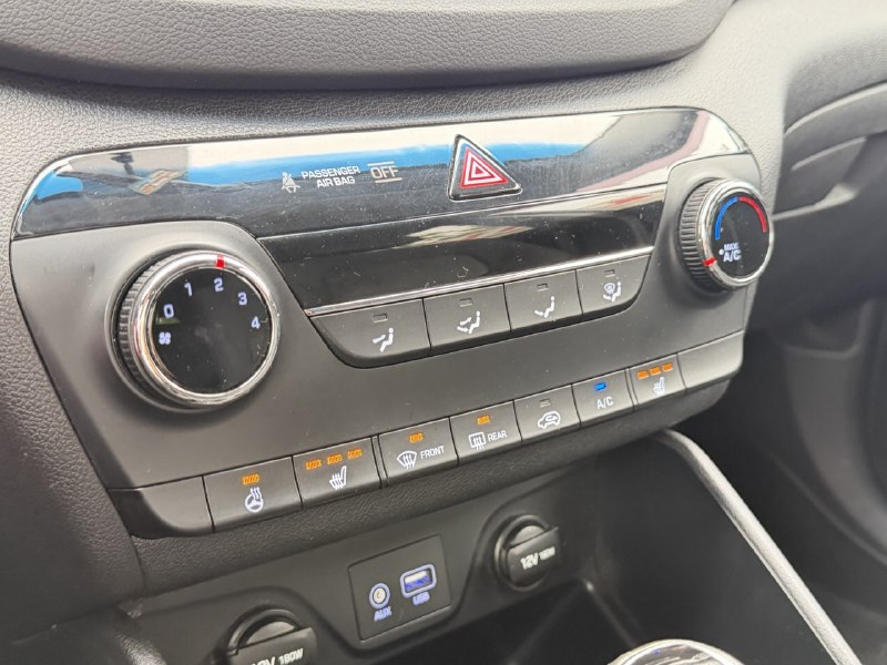 2017 Hyundai Tucson Premium**SAAQ Certifie**CAMERA DE RECUL**ANGLE MORT**SIEGES CHAUFFANTS**Volant Chauffant**MAGS Image principale