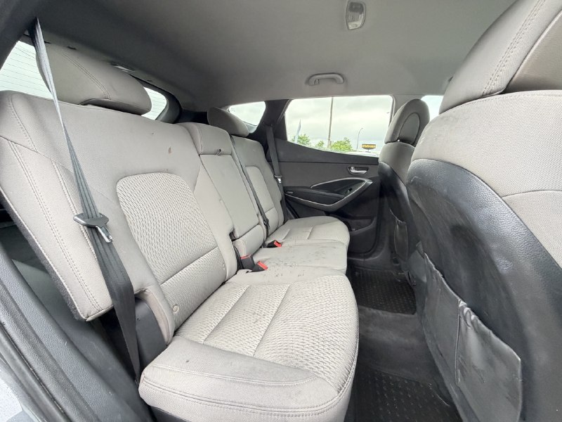 2016 Hyundai Santa Fe Sport JAMAIS ACCIDENTEE**SAAQ CERTIFIEE**UNE SEULE PROPRIO**2.4L**SIEGES CHAUFFANTS**MAGS**EN SPECIAL** Image principale
