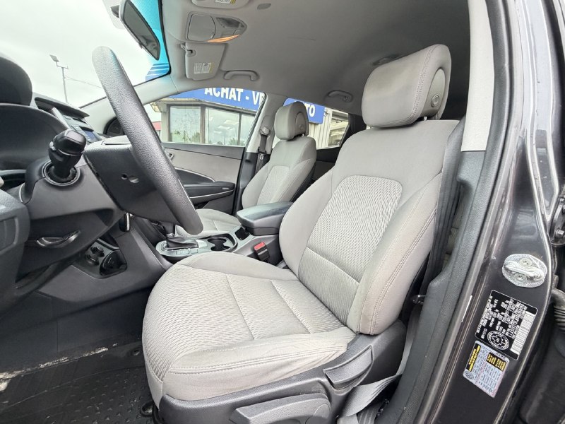 2016 Hyundai Santa Fe Sport JAMAIS ACCIDENTEE**SAAQ CERTIFIEE**UNE SEULE PROPRIO**2.4L**SIEGES CHAUFFANTS**MAGS**EN SPECIAL** Image principale