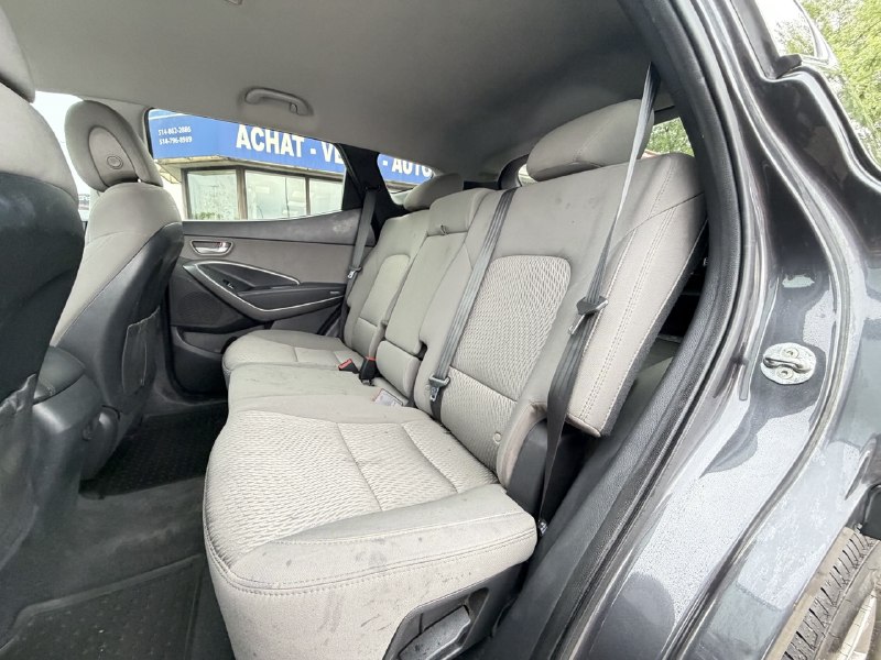 2016 Hyundai Santa Fe Sport JAMAIS ACCIDENTEE**SAAQ CERTIFIEE**UNE SEULE PROPRIO**2.4L**SIEGES CHAUFFANTS**MAGS**EN SPECIAL** Image principale