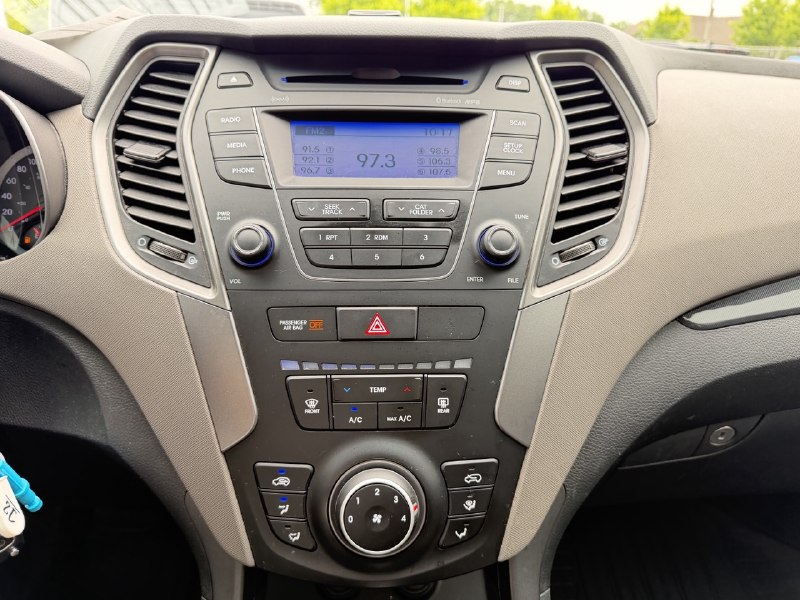 2016 Hyundai Santa Fe Sport JAMAIS ACCIDENTEE**SAAQ CERTIFIEE**UNE SEULE PROPRIO**2.4L**SIEGES CHAUFFANTS**MAGS**EN SPECIAL** Image principale