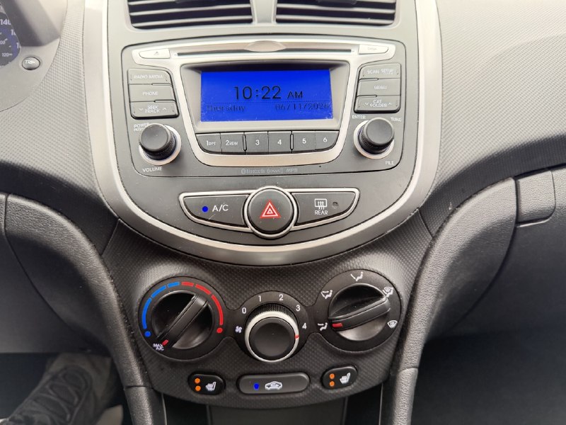 2014 Hyundai Accent GL**TRES BAS KILOMETRAGE**SIEGES CHAUFFNATS**PRIX EN SPECIAL** Image principale