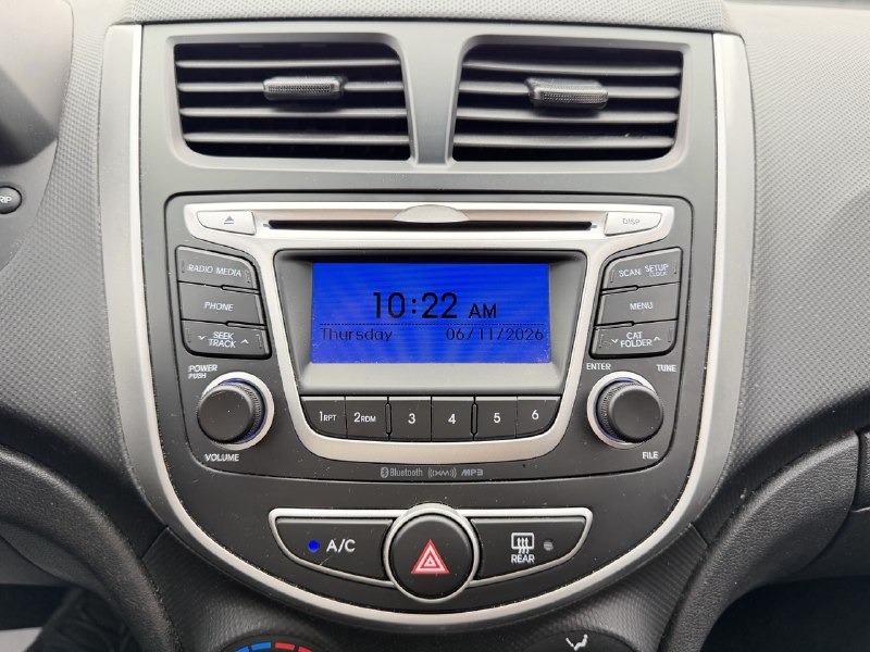 2014 Hyundai Accent GL**TRES BAS KILOMETRAGE**SIEGES CHAUFFNATS**PRIX EN SPECIAL** Image principale