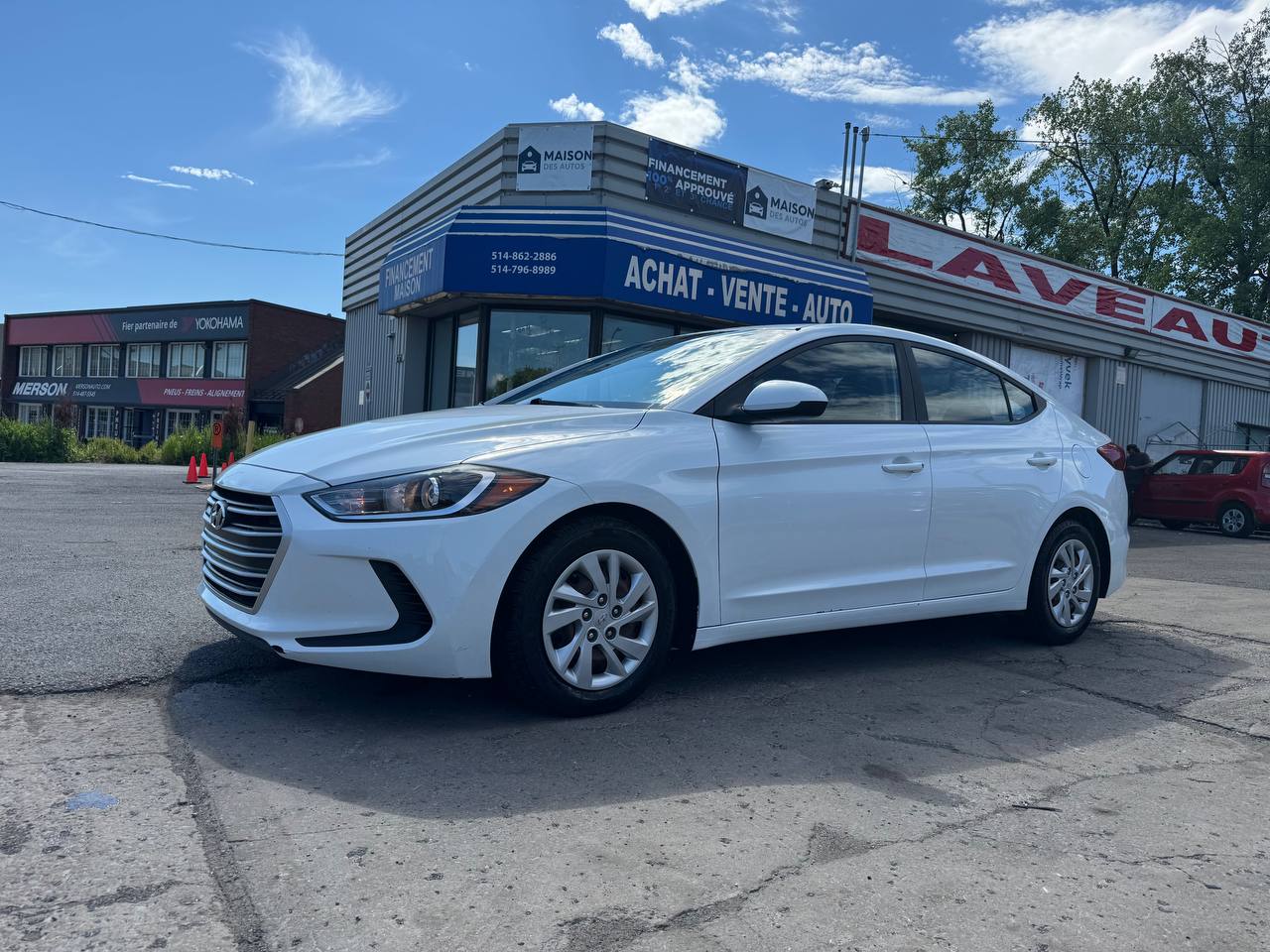 2017 Hyundai Elantra LE **SIÈGES CHAUFFANTS**BLUETOOTH**SELECTEUR DE MODES DE CONDUITE**ÉCONOMIQUE** Financement 1Ère, 2e et 3e chance !! 100% ApprouvÉ Image principale