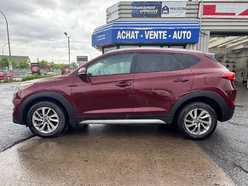 2017 Hyundai Tucson Premium **CamÉra de Recul**Volant Chauffant**SIEGES CHAUFFNATS AVANT ET ARRIERE**ANGLE MORT**MAGS** Image principale