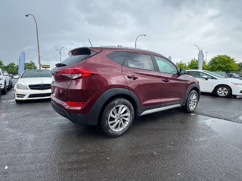 2017 Hyundai Tucson Premium **CamÉra de Recul**Volant Chauffant**SIEGES CHAUFFNATS AVANT ET ARRIERE**ANGLE MORT**MAGS** Image principale