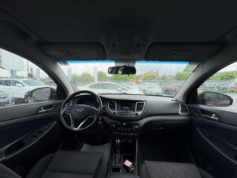 2017 Hyundai Tucson Premium **CamÉra de Recul**Volant Chauffant**SIEGES CHAUFFNATS AVANT ET ARRIERE**ANGLE MORT**MAGS** Image principale