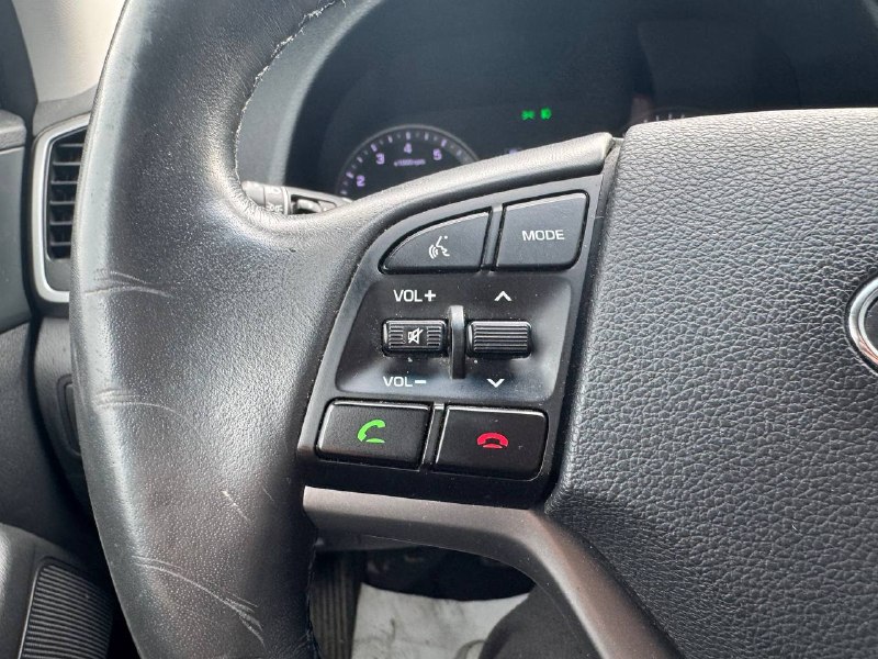 2017 Hyundai Tucson Premium **CamÉra de Recul**Volant Chauffant**SIEGES CHAUFFNATS AVANT ET ARRIERE**ANGLE MORT**MAGS** Image principale