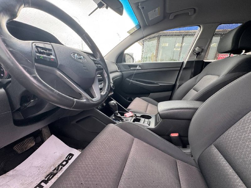 2017 Hyundai Tucson Premium **CamÉra de Recul**Volant Chauffant**SIEGES CHAUFFNATS AVANT ET ARRIERE**ANGLE MORT**MAGS** Image principale