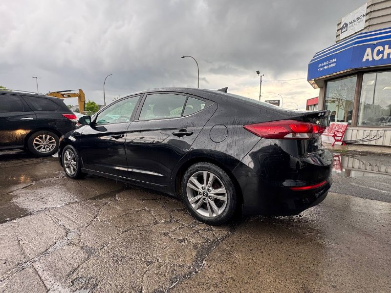 2017 Hyundai Elantra GL Image principale