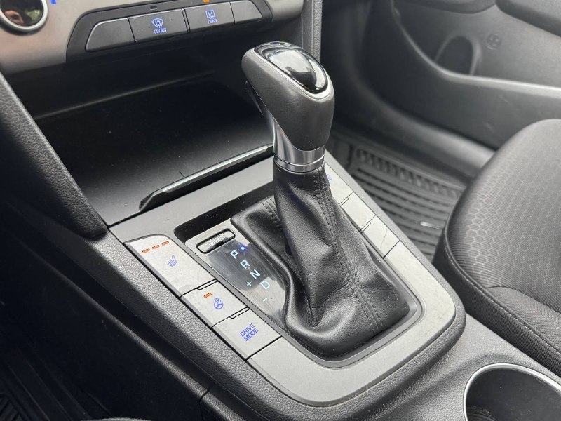 2017 Hyundai Elantra GL Image principale