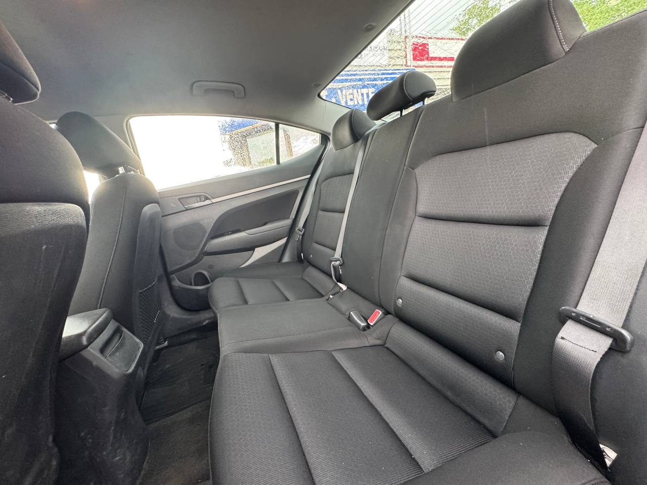 2017 Hyundai Elantra GL Image principale
