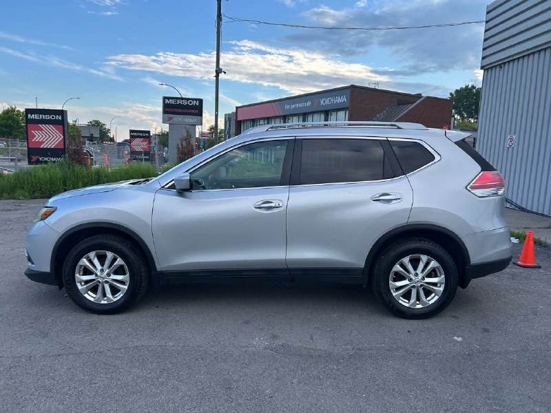 2015 Nissan Rogue SV**AWD**TOIT OUVRANT PANORAMIQUE**CAMERA DE RECULE**SIEGES CHAUFFNATS**Mags** Image principale
