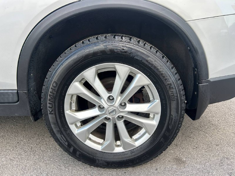 2015 Nissan Rogue SV**AWD**TOIT OUVRANT PANORAMIQUE**CAMERA DE RECULE**SIEGES CHAUFFNATS**Mags** Image principale